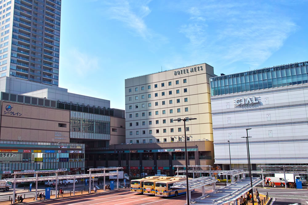 鶴見駅
