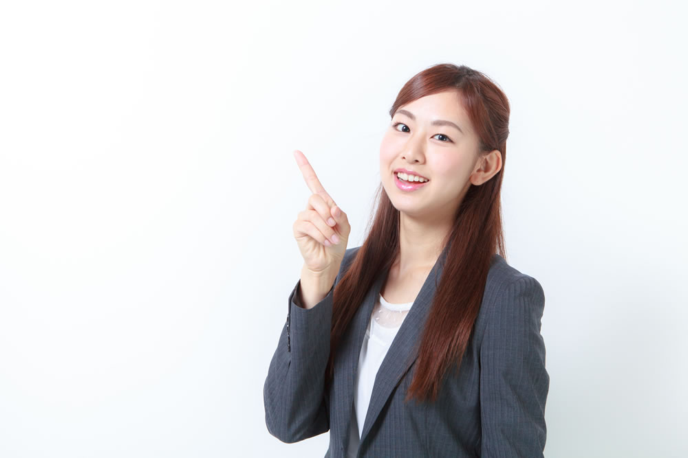 ポイントを解説している塾の講師